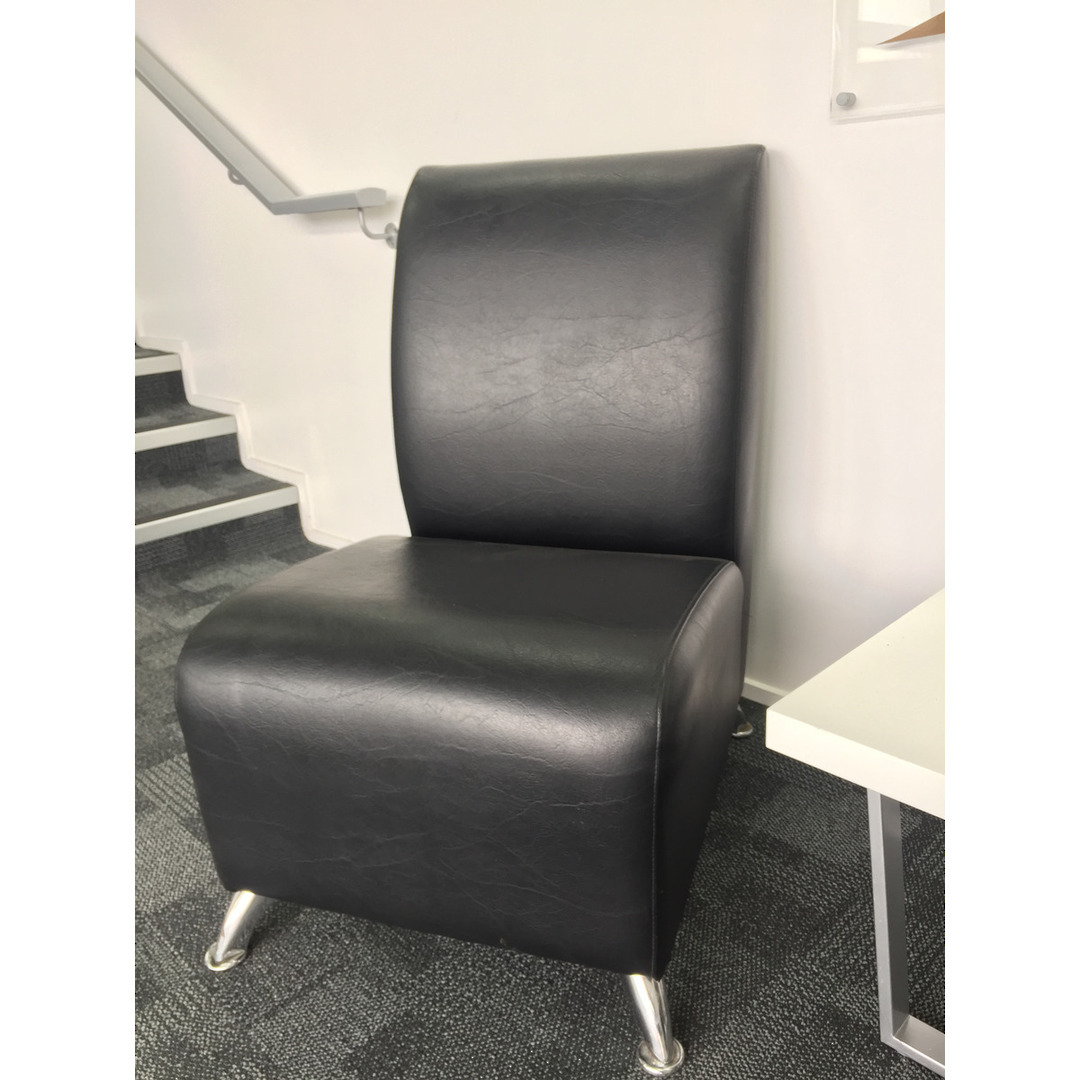 Couch - Single Seater - Black image 0